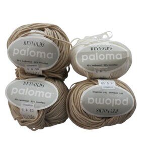 🛒 $8 - 4 Skeins of Reynolds Paloma Yarn Lambs wool & Microfiber #1874